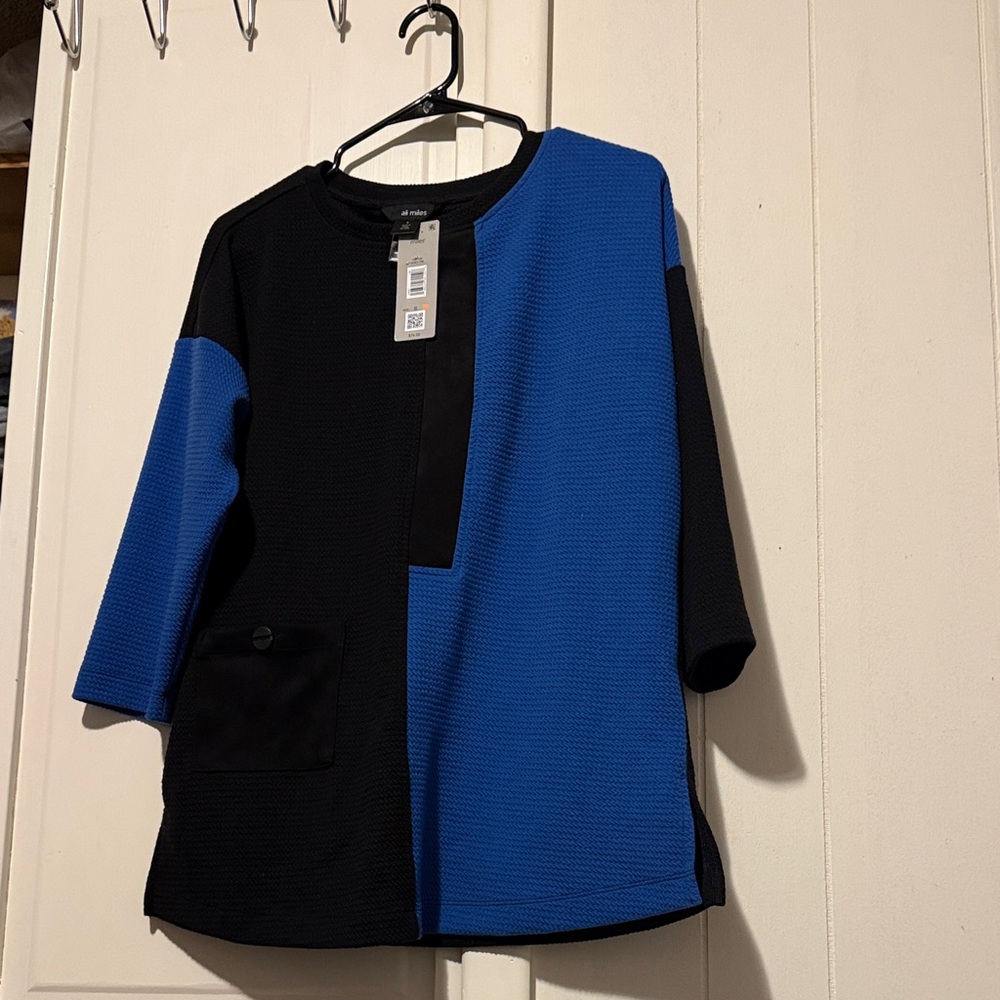 Ali Miles Black and Blue Kids Sweater